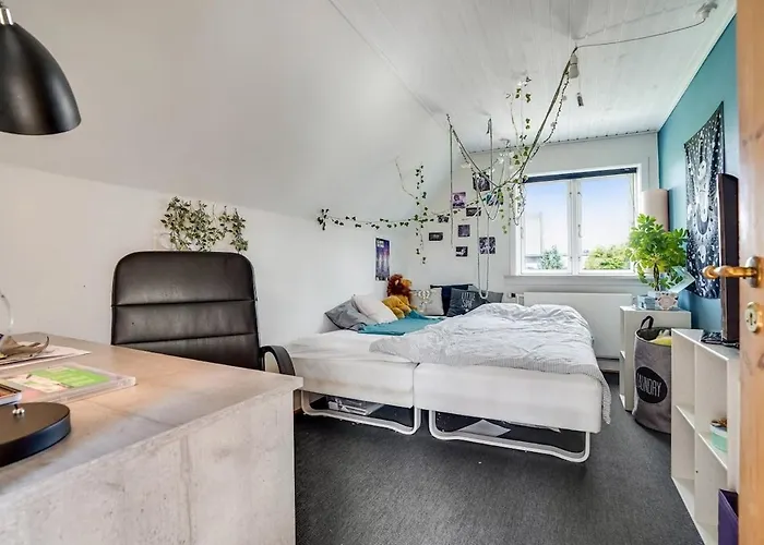 Villa House By And Forest - 6 People *